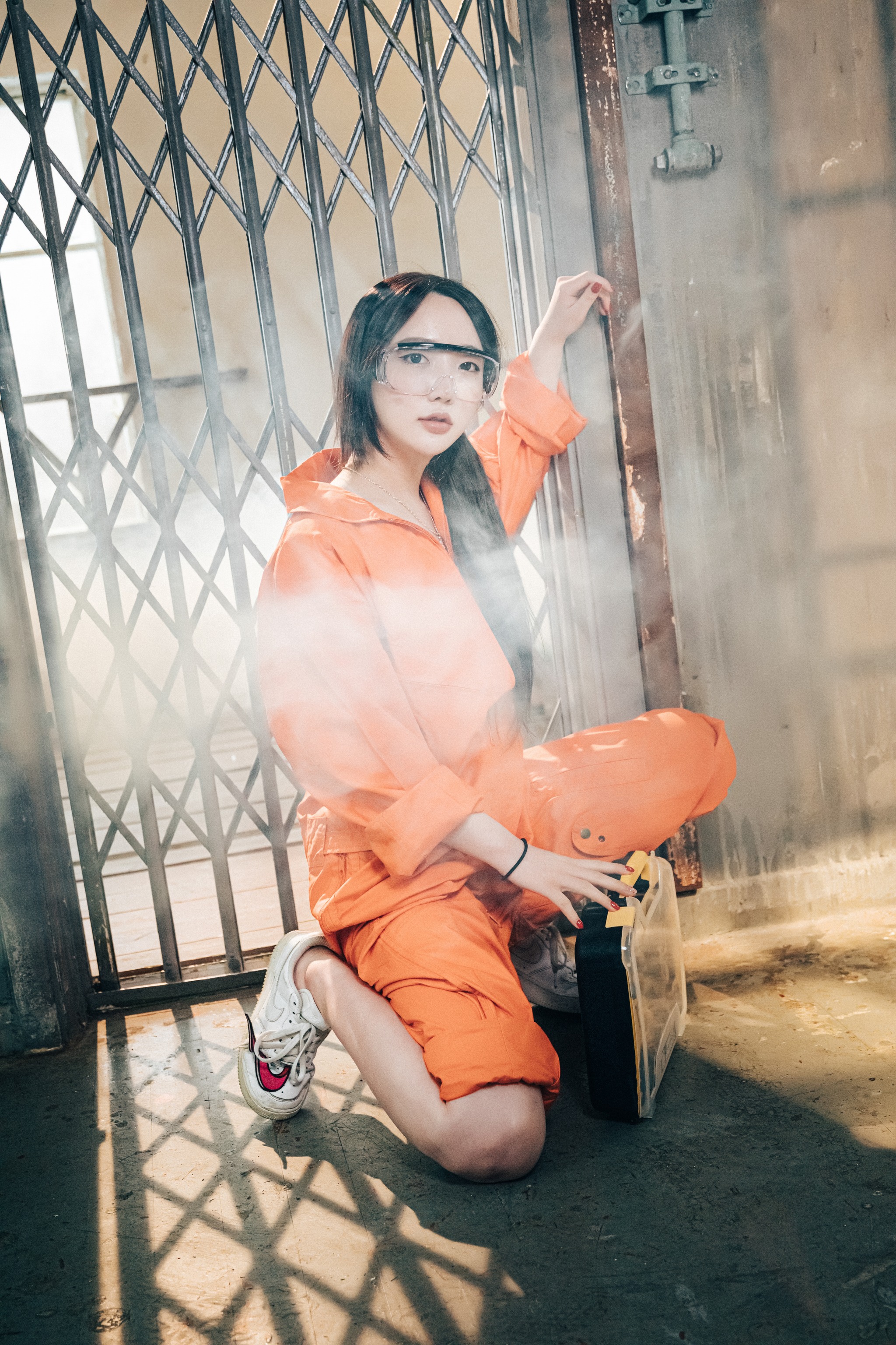 图片[1]-孫樂樂 – NO.050 손예은(孫樂樂) [Loozy] Son Ye-Eun (손예은) – Where Are My Tools [86P]-XikXak